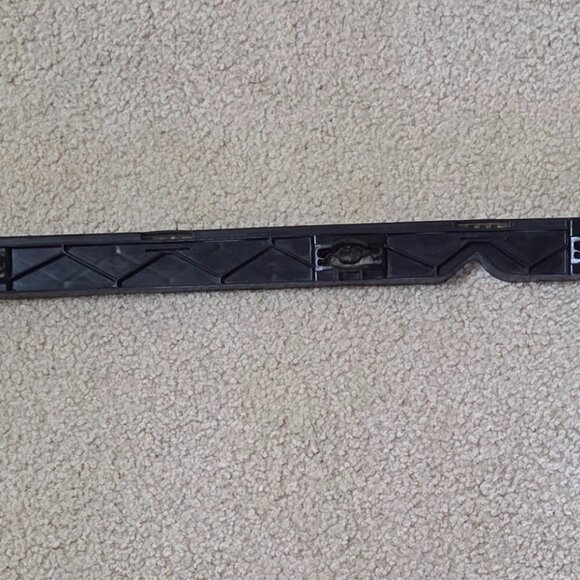 Smart Car Part A4516460470 R Rear Fender Mount Bracket (277) - Picture 1 of 1